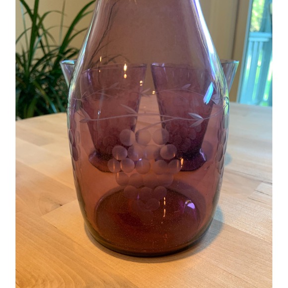 1970s Etched Wine Decanter and Glasses Aubergine (eggplant) Color - Picture 3 of 7